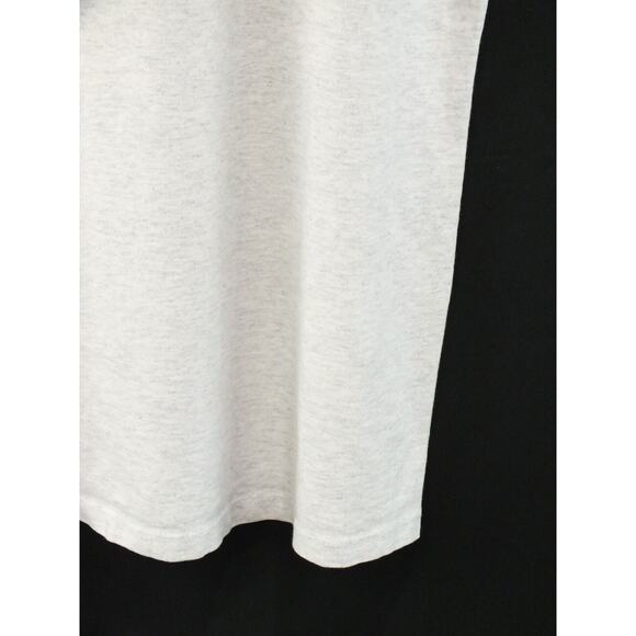 Vintage Y2K Canada Maple Leaf Beaver Graphic T-shirt Sz Large DC Apparel - Picture 10 of 13